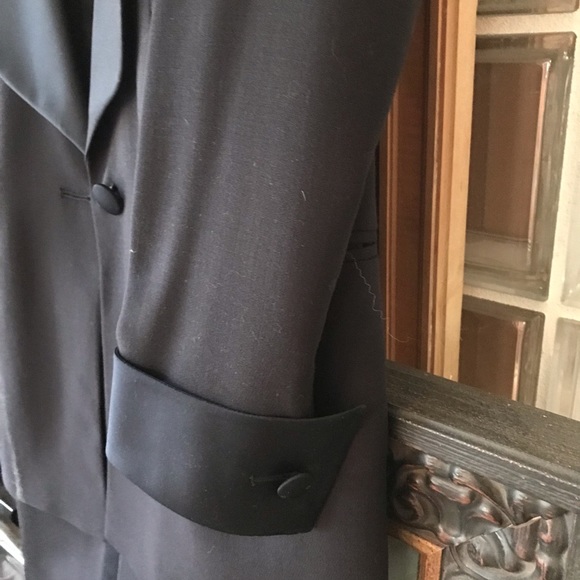 Louis Feraud ladies Tuxedo On Sale - Picture 3 of 6